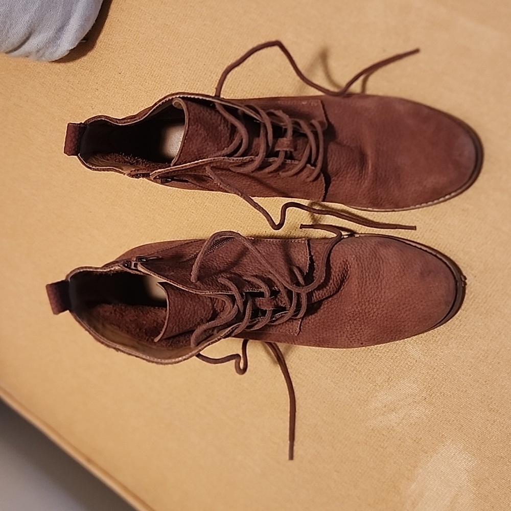 Lucky Brand Bootie. Women's Size 9.5